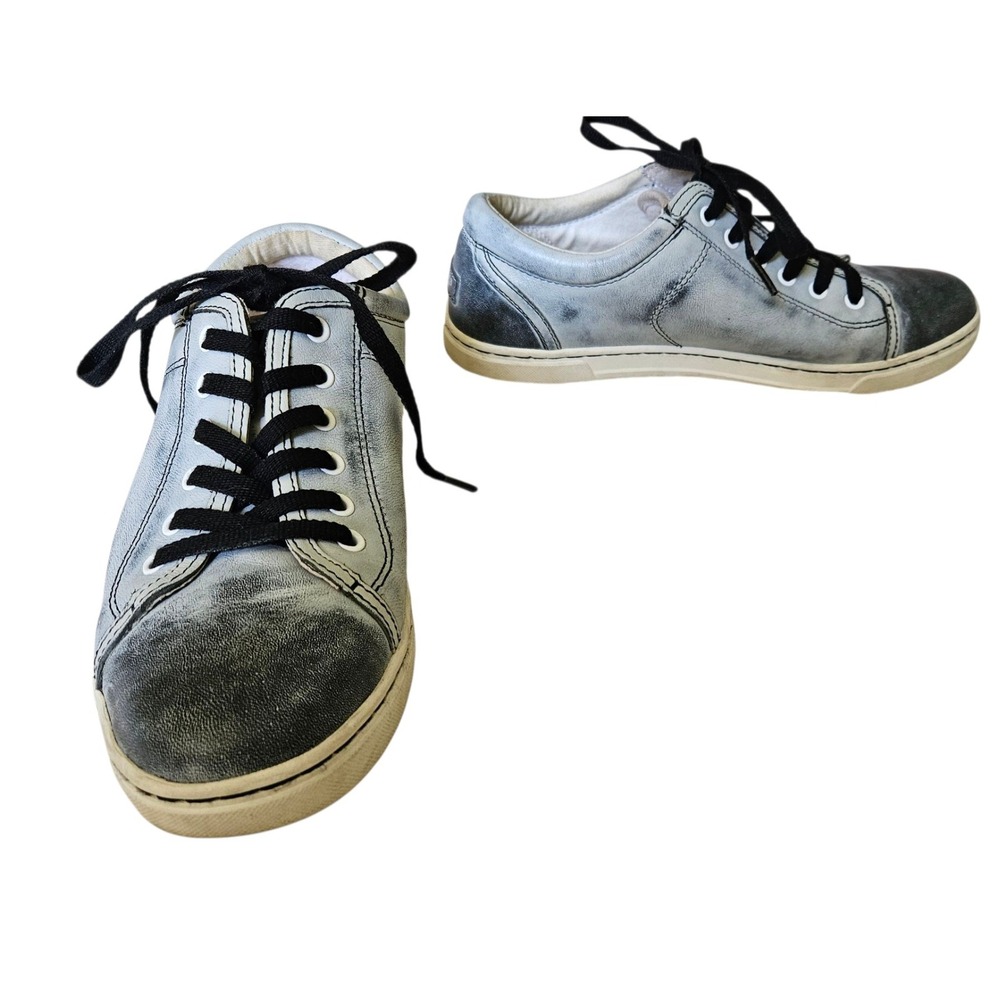 UGG Australia Tomi Grey Distressed Leather Sneakers Casual‎ Shoes  Size 7.5